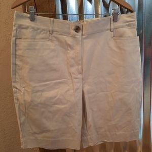 NEW Flat front Bermuda shorts stone sz 14 Studio Works modest
